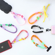 Nuevo  Descrube toda la colección de correas de mano para móvil de moda