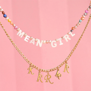 Set de inspiraciones Looks que amamos: Joyería con cuentas de letras e iniciales
