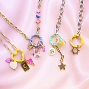 Nuevo  Nueva colección de coloridas fornituras