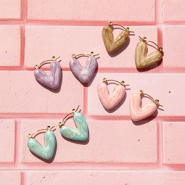 Set de inspiraciones Colección colorida con abalorios facetados y pendientes de corazón