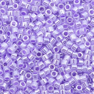Abalorios Miyuki Delica's 11/0 Ceylon purple DB-249