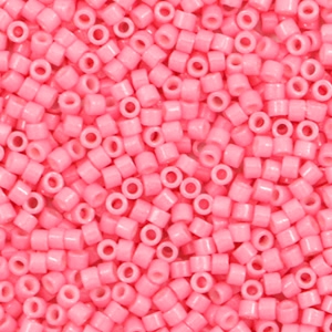 Abalorios Miyuki Delica's 11/0 Duracoat opaque dyed carnation pink DB-2117