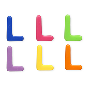 Abalorios alfabeto acr&iacute;lico letra L Multicolor
