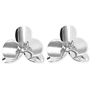 Pendientes llamativos flor con perno de acero inox Plateado