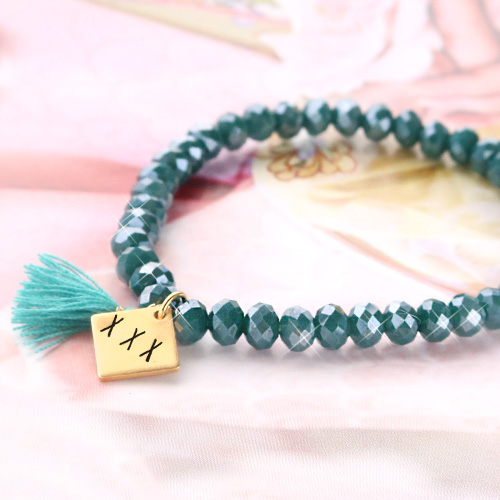 Este dise&ntilde;o es s&uacute;per f&aacute;cil de hacer con las pulseras facetedas
