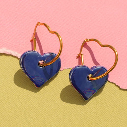 Crea pendientes, collares y pulseras &uacute;nicos con corazones de cer&aacute;mica DQ griegos