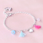 Joyer&iacute;a colores para ni&ntilde;as con colgantes met&aacute;licos