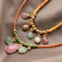 Manos a la obra con esta fant&aacute;stica colecci&oacute;n de colgantes de piedras naturales