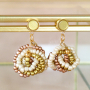 Dise&ntilde;a pendientes y pulseras en colores invernales con rocallas de cristal