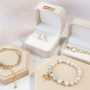 Presenta tus creaciones de bisuter&iacute;a en los nuevos expositores y crea regalos de moda con las cajitas de joyer&iacute;a: