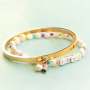 Insp&iacute;rate y haz joyas vibrantes y a la moda con los abalorios letras: