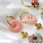 Estos bonitos pendientes y pulseras son f&aacute;ciles y r&aacute;pidos de hacer con los colgantes disco de piedra natural y las cuentas facetadas.   	 