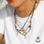 Crea tobilleras, pulseras y collares con abalorios katsuki, conchas cauri, hilo de macram&eacute; y Jasseron.
