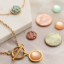 &iexcl;Ponte creativa! Descubre aqu&iacute; c&oacute;mo dise&ntilde;ar hermosas pulseras, pendientes y collares con los cabuchones Polaris Elements