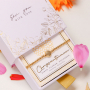 Crea pulseras personalizadas con abalorios Flor de Nacimiento