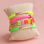 Manos a la obra con una colecci&oacute;n de pulseras veraniegas