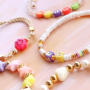 C&oacute;mo hacer pulseras de verano y cordones para el m&oacute;vil