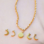 Manos a la obra con los colgantes de acero inoxidable La Luna