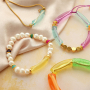 Libera tu creatividad con los abalorios acr&iacute;licos tubo para joyer&iacute;a de verano