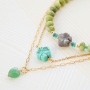 Libera tu creatividad con coloridos abalorios de piedra natural