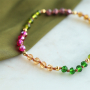 Trucos para presentar pulseras con abalorios faceteados