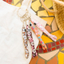 Decora tus accesorios con nuestros llaveros florales en forma de pez