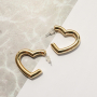 Ideas de joyer&iacute;a con colgantes lazo y pendientes coraz&oacute;n en acr&iacute;lico