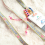 Crea pulseras, llaveros y regalos &uacute;nicos con cintas con texto