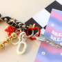 Crea joyas de moda con las fornituras para llavero coloridas