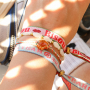 Crea pulseras &uacute;nicas con nuevas cintas y abalorio de cierre deslizante