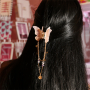 Momento de inspiraci&oacute;n con accesorios para el pelo