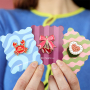 Momento de inspiraci&oacute;n con tarjetas de joyer&iacute;a BY31&reg; con pins